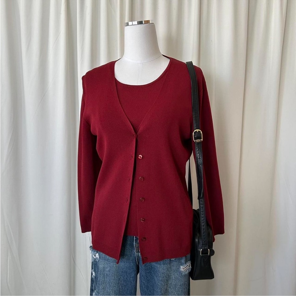 Cable & Gauge Red Two-piece set cami and cardigan size Large.